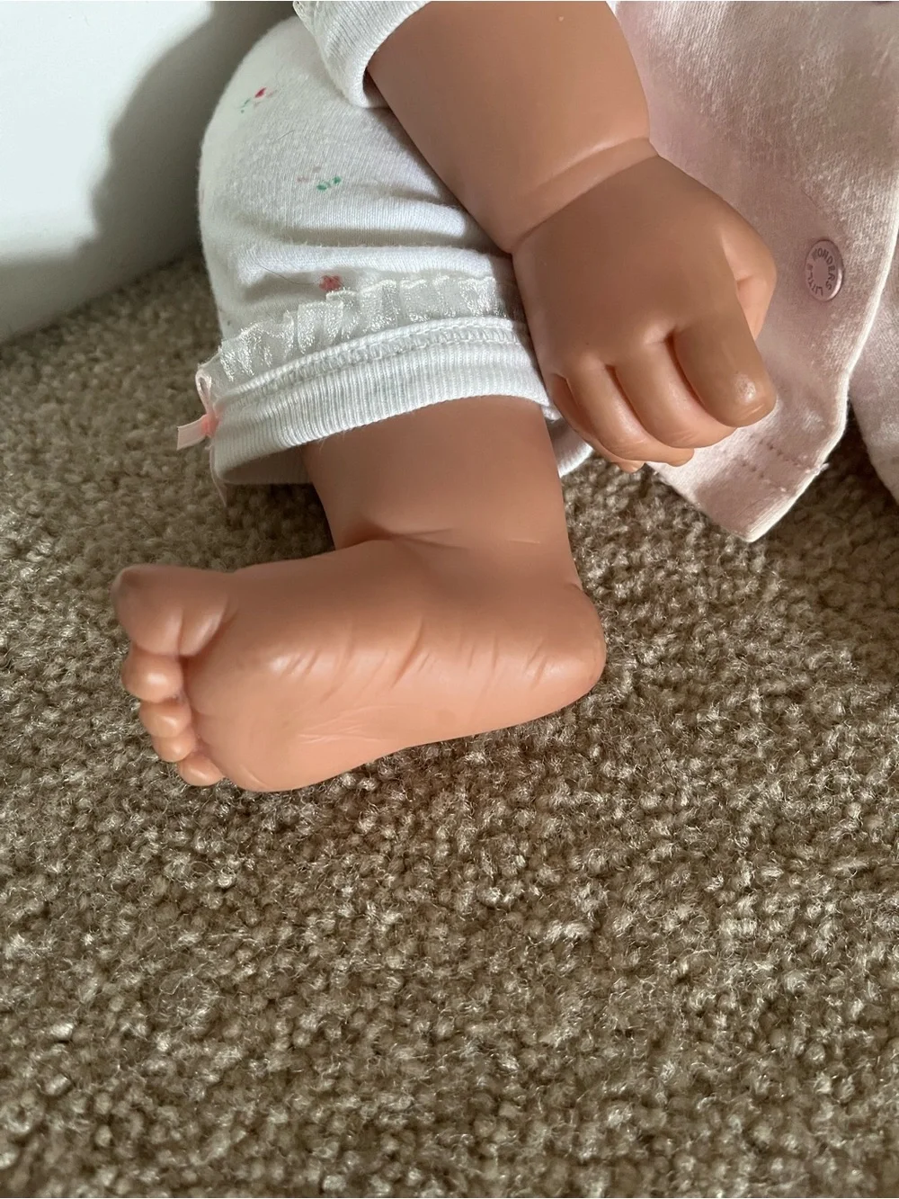 1997 Lee Middleton Doll